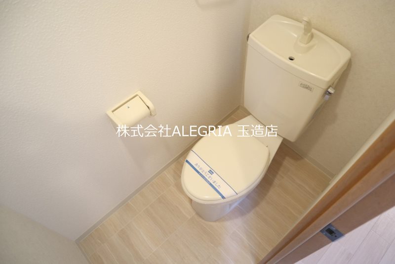 地下鉄中央線 長田駅 徒歩10分 3階建 築25年のトイレ写真