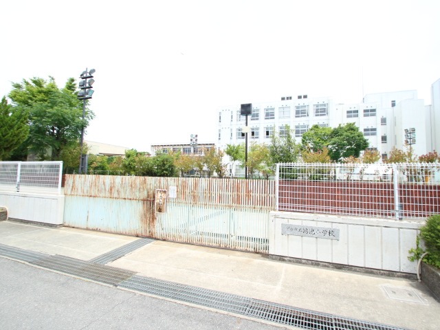 小学校　伊丹市立鴻池小学校（小学校）まで456m