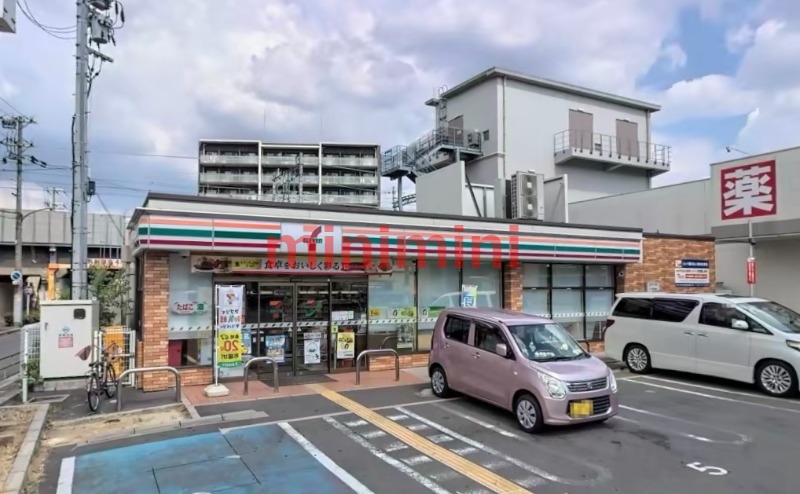 コンビニ　セブンイレブン大阪東淡路1丁目店（コンビニ）まで165m