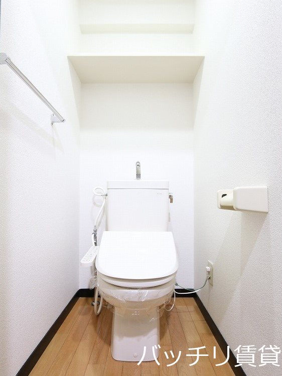 トイレ　別号室イメージの為、現状を優先致します。
