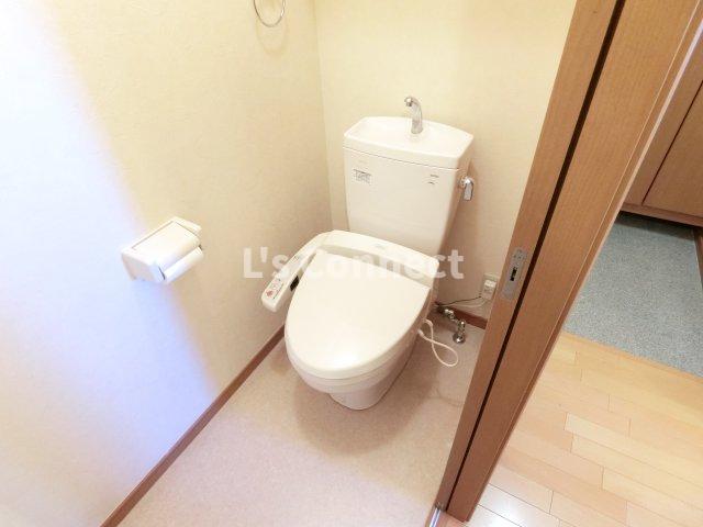 トイレ　（反転写真）