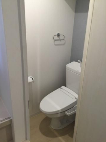 トイレ　※別部屋参考写真