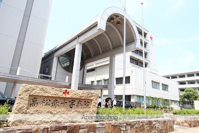 病院　日赤病院（病院）まで933m