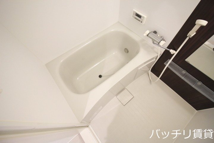 バス・シャワールーム　同間取の為、現状を優先いたします。