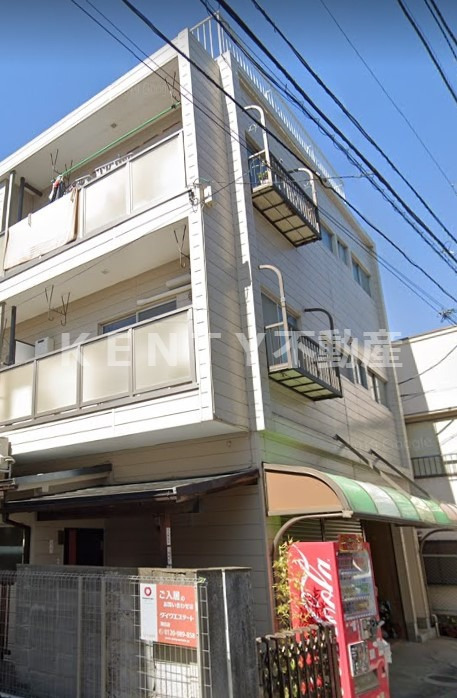 建物外観　落ち着いた雰囲気の外観です
