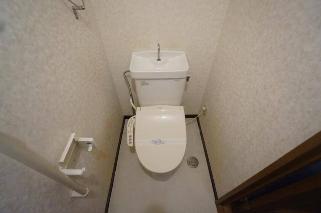 トイレ　トイレ