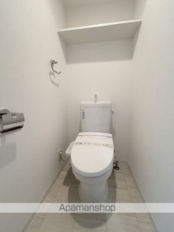 地下鉄御堂筋線 大国町駅 徒歩3分 9階建 築13年のトイレ写真