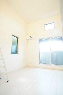 FERIO三ツ沢の居間写真