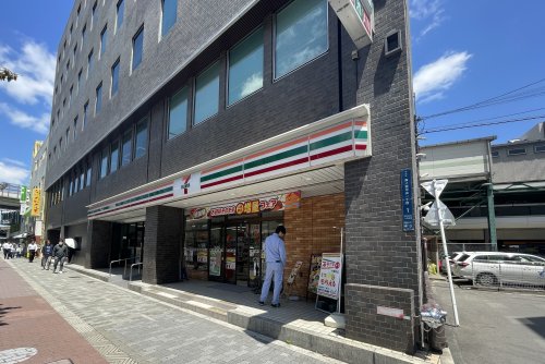 コンビニ　セブンイレブン 大阪森ノ宮中央1丁目店（コンビニ）まで728m