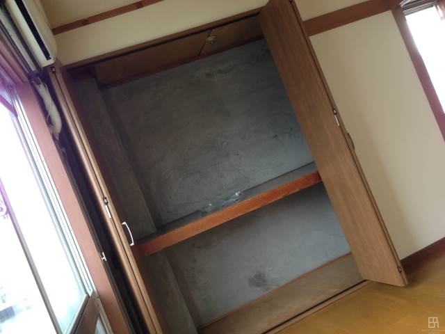 収納　こちらにも