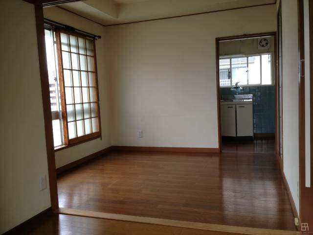 その他　洋室から