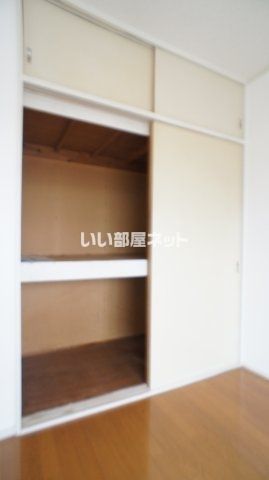 サンパレス西新町の内装写真