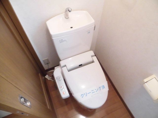 清静ハイムのトイレ写真