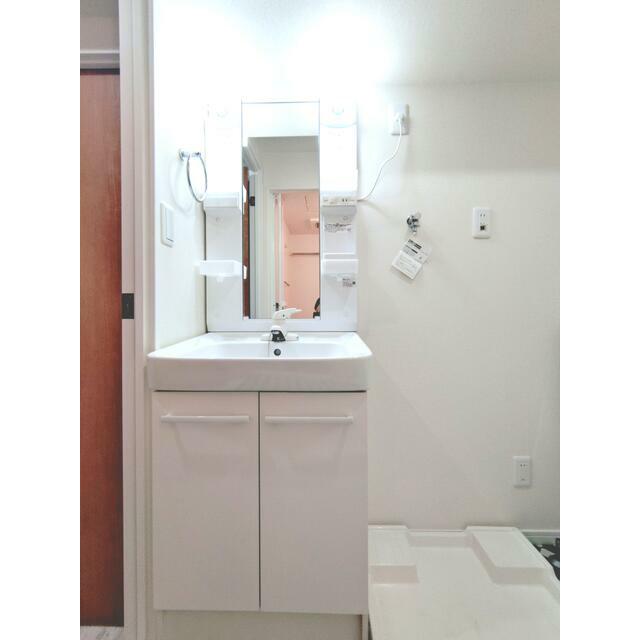 洗面設備　同タイプ別部屋の写真です。