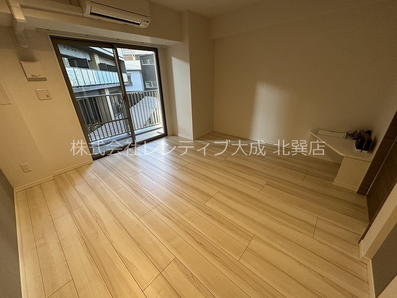 地下鉄千日前線 今里駅 徒歩1分 10階建 築9年の内装写真