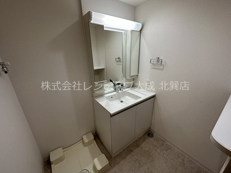 地下鉄千日前線 今里駅 徒歩1分 10階建 築9年の内装写真