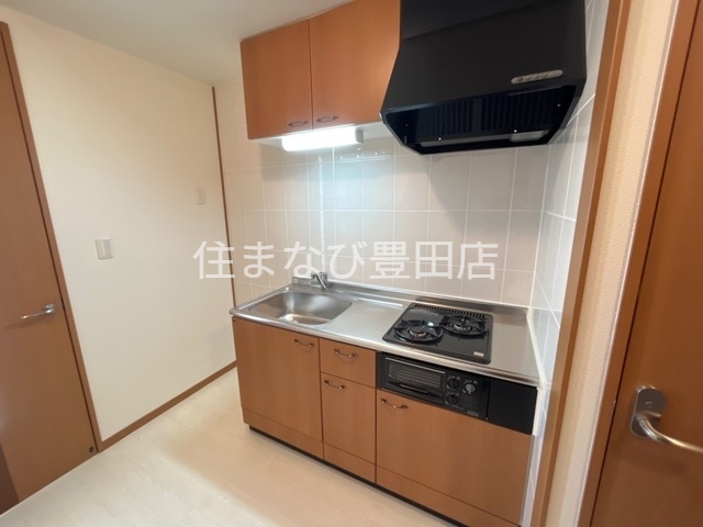 名鉄西尾線 桜井駅 徒歩3分 3階建 築21年のキッチン写真