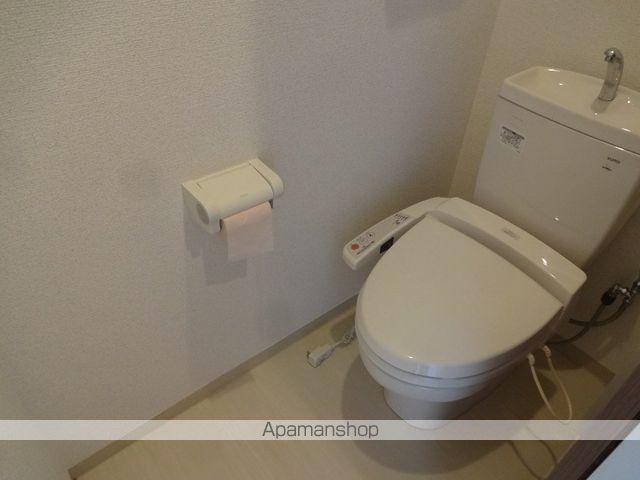 京阪本線 滝井駅 徒歩6分 7階建 築17年のトイレ写真
