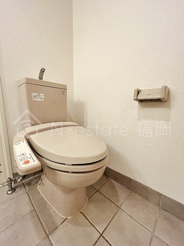 地下鉄空港線 藤崎駅 徒歩7分 2階建 築20年のトイレ写真