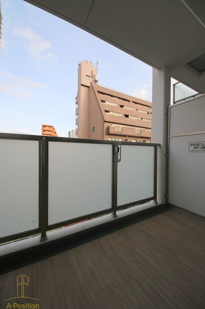 バルコニー　ミラージュパレス上本町