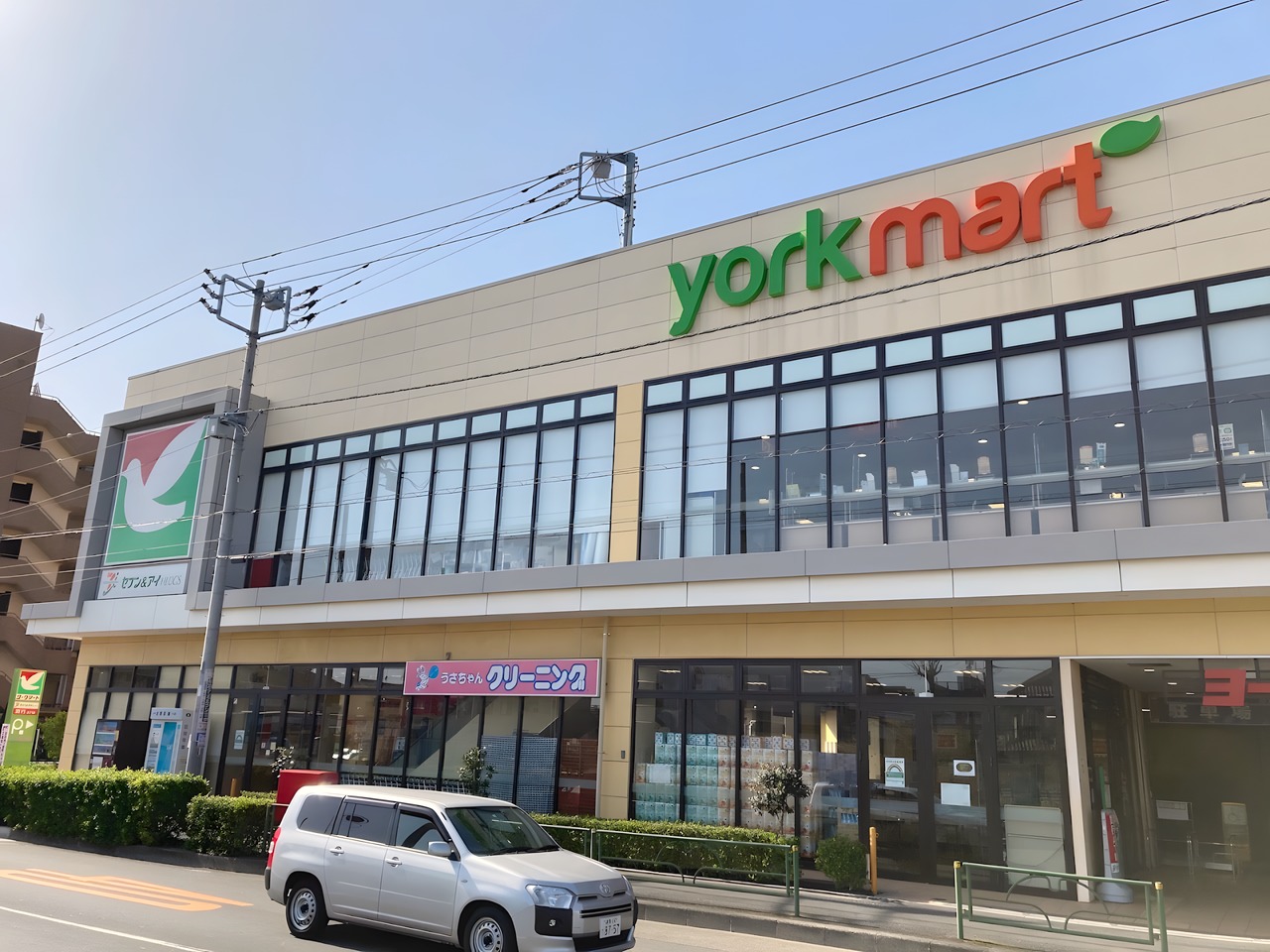 スーパー　ヨークフーズ 練馬平和台店（スーパー）まで100m