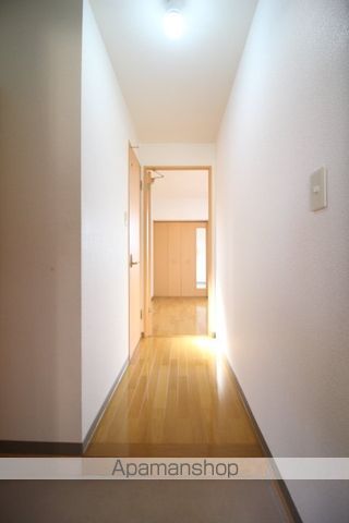 ＪＲ山陽本線 岡山駅 徒歩22分 10階建 築23年の玄関写真