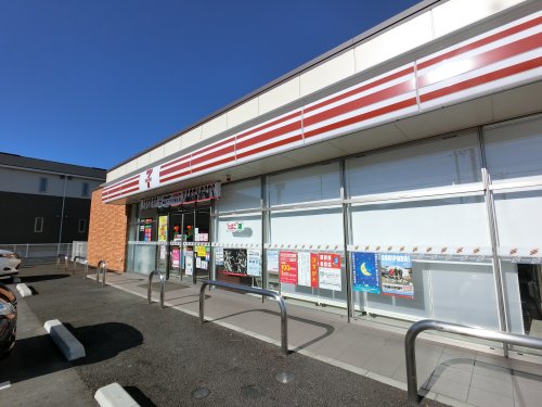 コンビニ　セブン-イレブン袖ケ浦市役所北店（コンビニ）まで749m