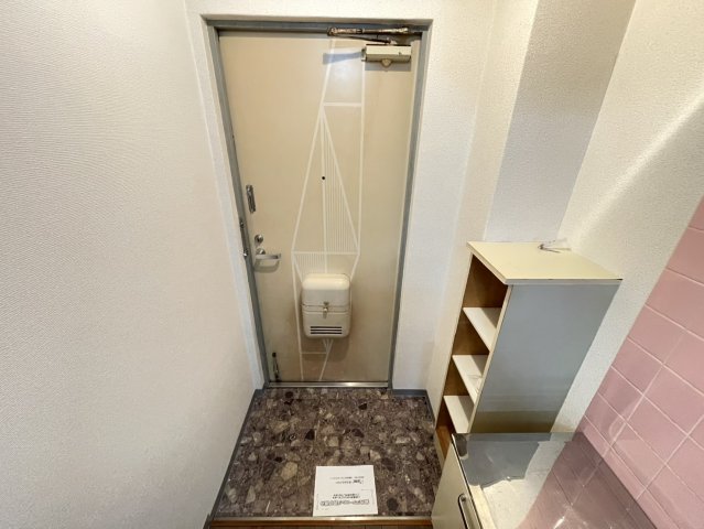 南海高野線 沢ノ町駅 徒歩5分 4階建 築38年の玄関写真