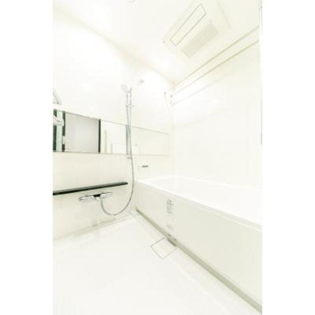 バス・シャワールーム　※写真は同タイプ住戸です。