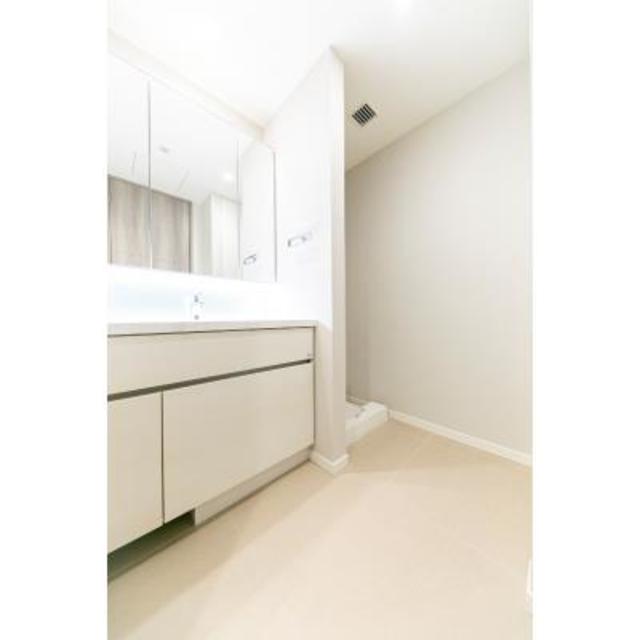 洗面設備　※写真は同タイプ住戸です。