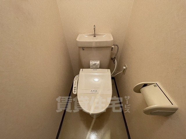 フローリッシュ崇徳院のトイレ写真