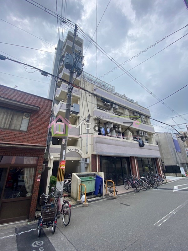 サンビル勝山北の外観写真
