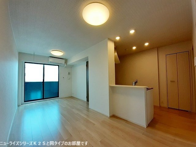 伊豆箱根大雄山線 大雄山駅 徒歩4分 2階建 新築の居間写真