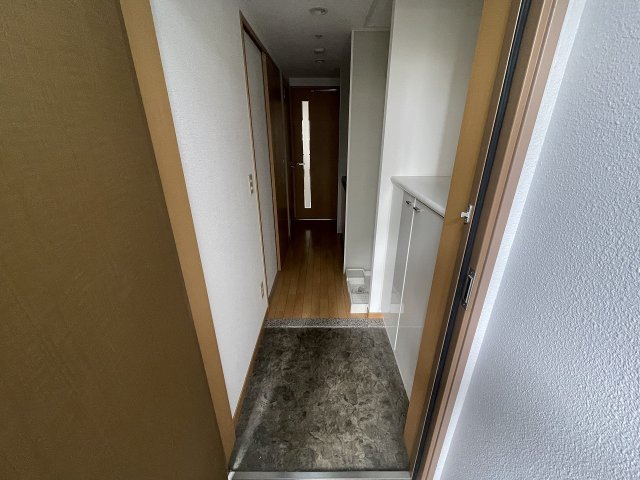 玄関　収納もある玄関です