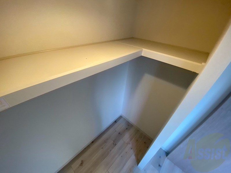 収納　収納もバッチリあるのでお部屋が片付きますよ！