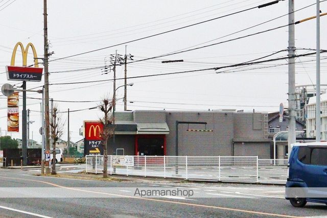 飲食店　マクドナルド２８号鳴門店（飲食店）まで449m