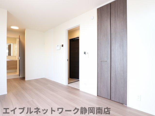 その他　ゆったり過ごせるリビングです