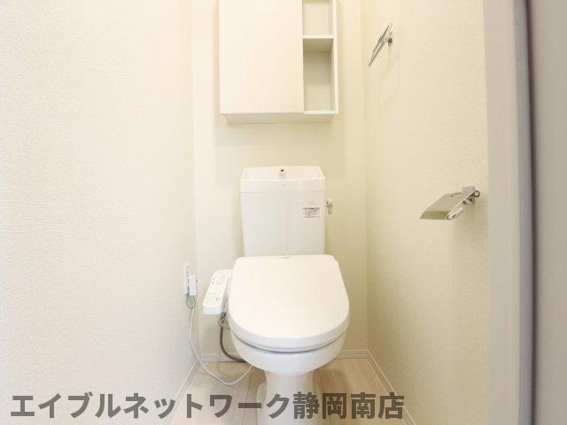 トイレ　シンプルで使いやすいトイレです