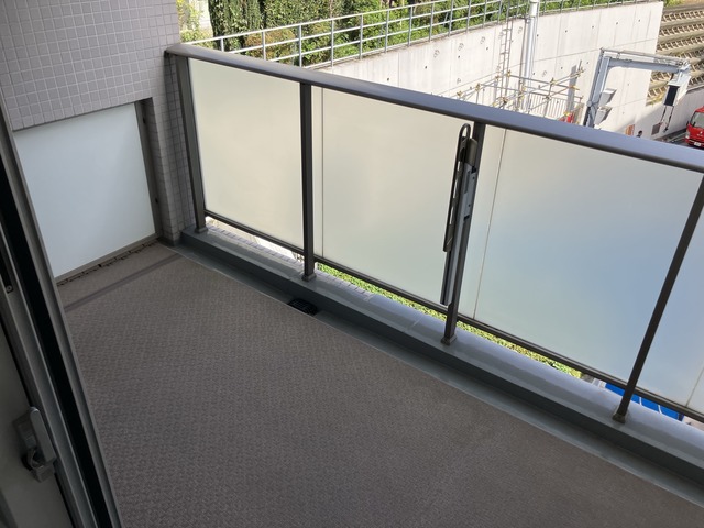 バルコニー　バルコニー