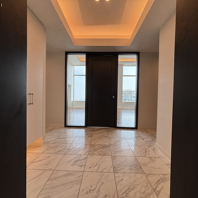 玄関　※写真は同タイプ住戸です。