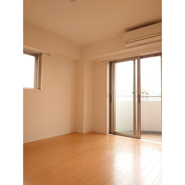 その他　洋室6.8帖