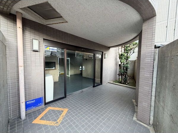 地下鉄鶴舞線 大須観音駅 徒歩6分 10階建 築36年の外観写真