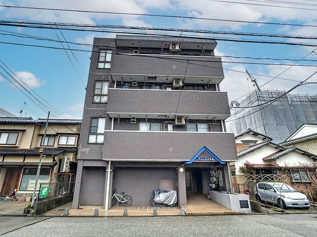 アルベルタ駅西