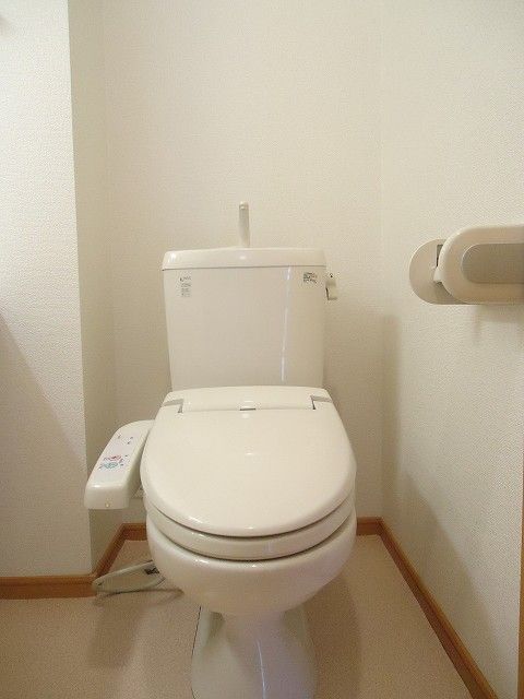 【大牟田市大字久福木のアパートのトイレ】