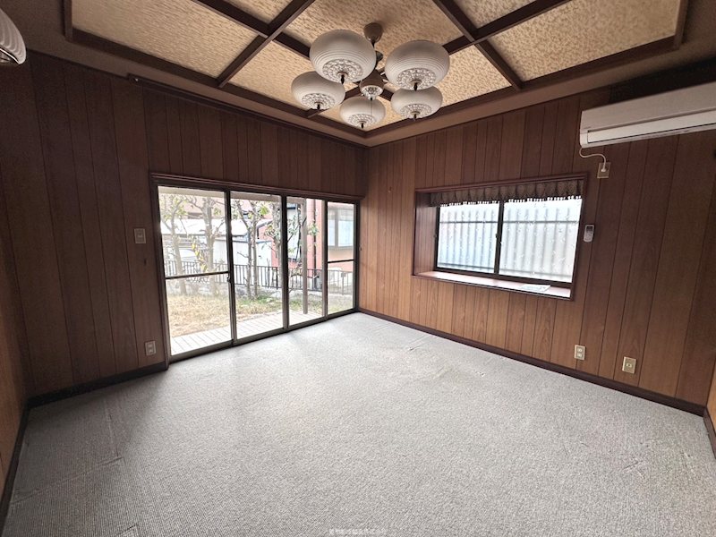 近江鉄道八日市線 八日市駅 徒歩43分 2階建 築46年の居間写真