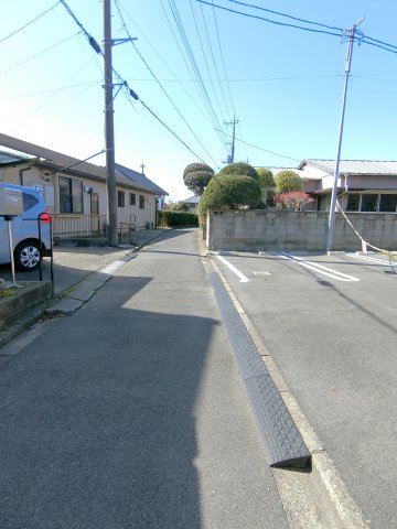 【茂原市茂原のアパートの駐車場】