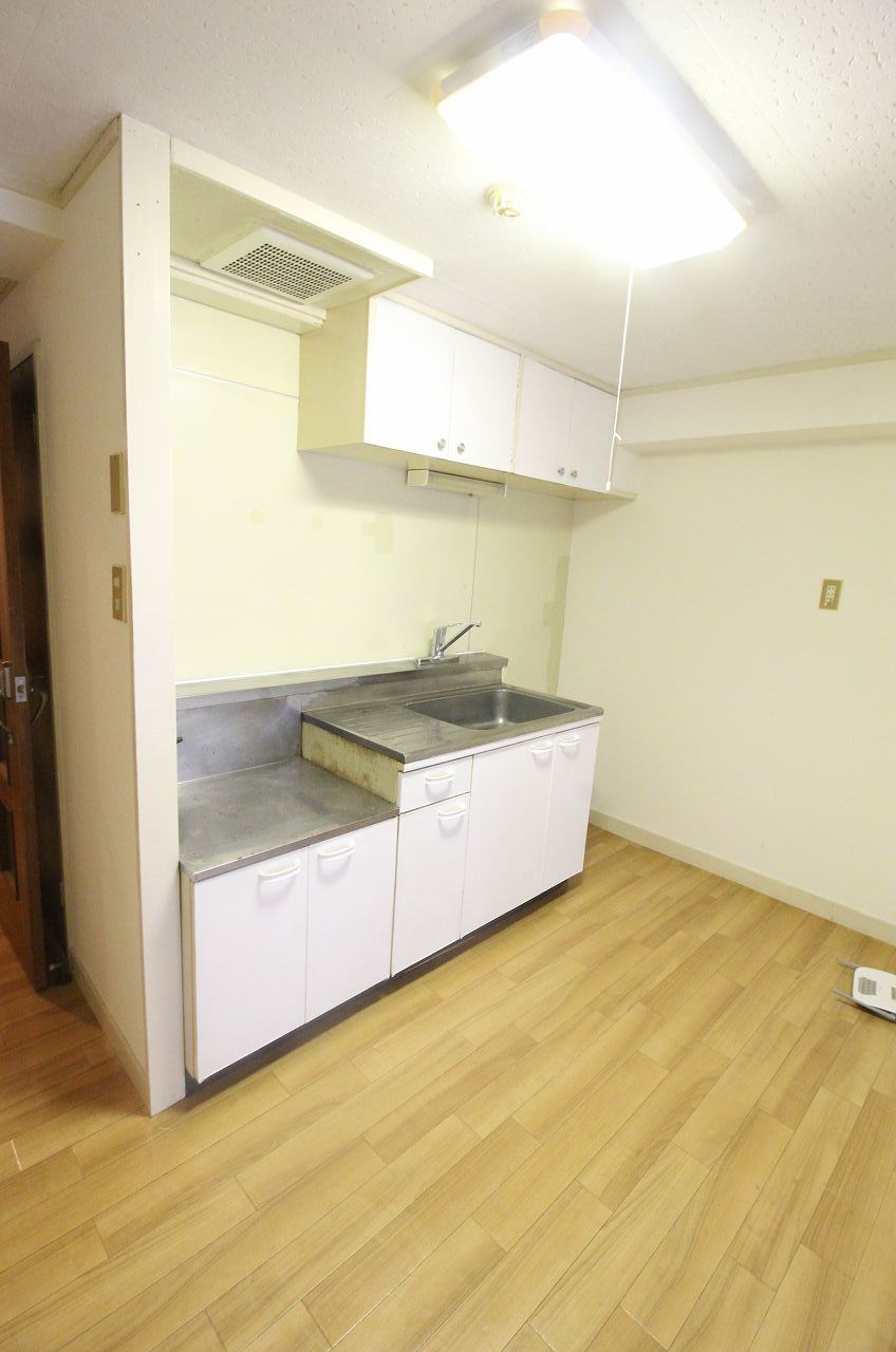 キッチン　別の部屋の写真です