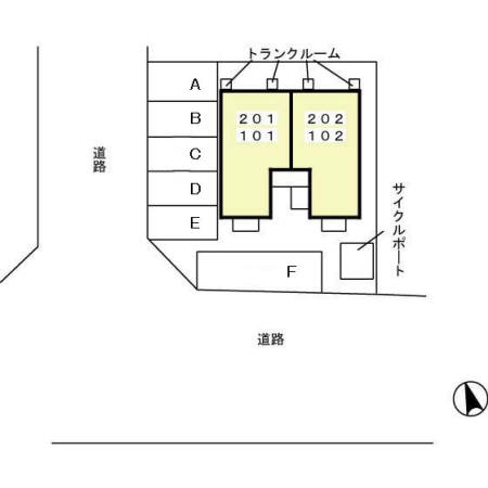 【ウエスト ルミエールの駐車場】