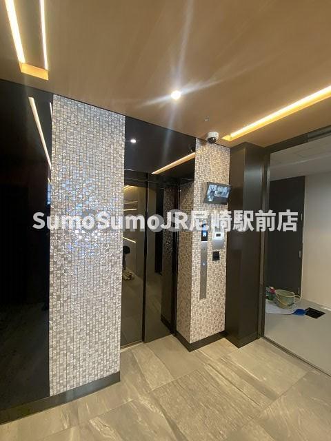 エントランス　ゆとりのあるエントランスです