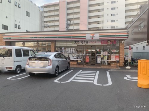 【大阪市浪速区桜川のマンションのコンビニ】